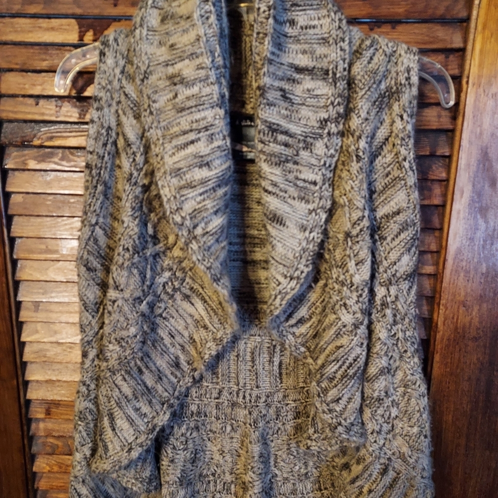 Chunky sweaters vest